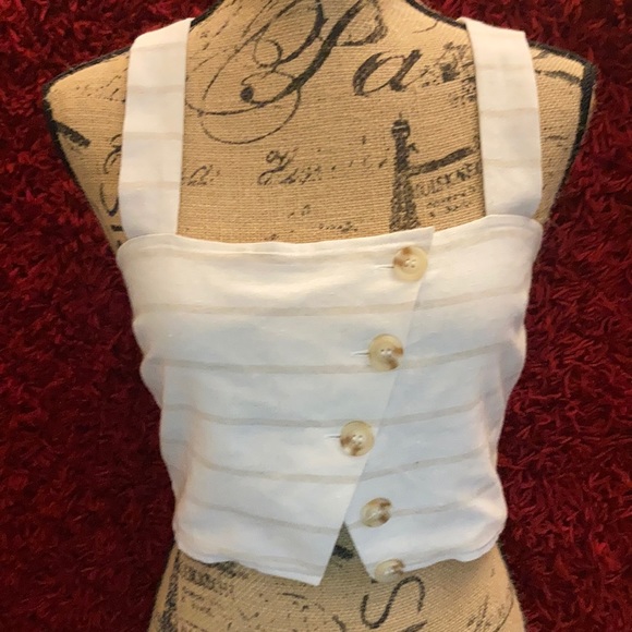 NWT Lucca Couture Emery Button  Crop Cami. Medium. - Picture 1 of 10